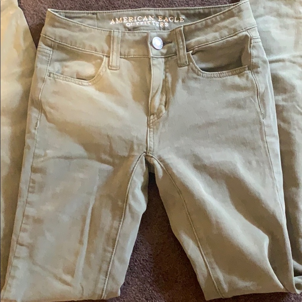American eagle army green skinny jeans size 00